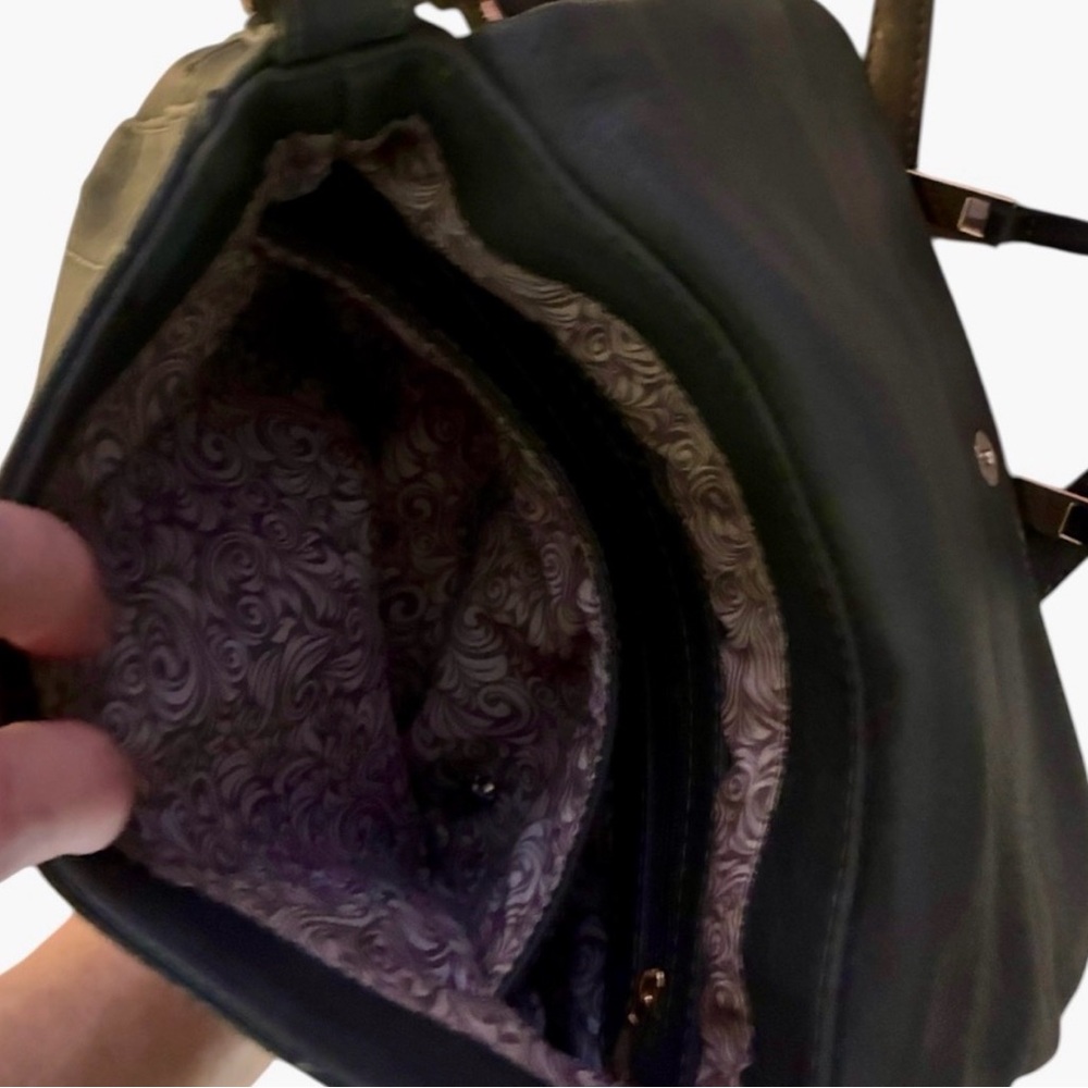 Vera Bradley Quilted Green Crossbody Bag – Lightweight Nylon – Size OS - Picture 3 of 3